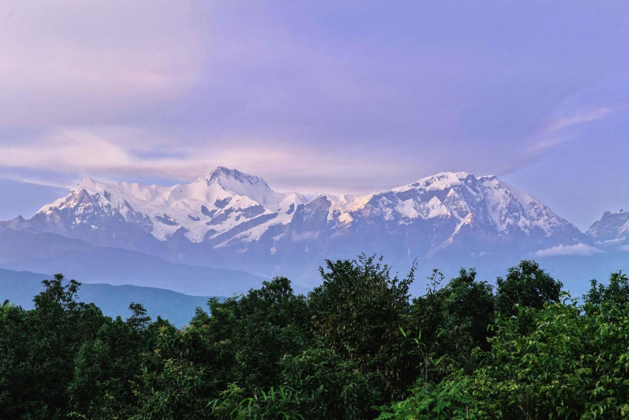 Tiger Mountain Pokhara Lodge Екстер'єр фото