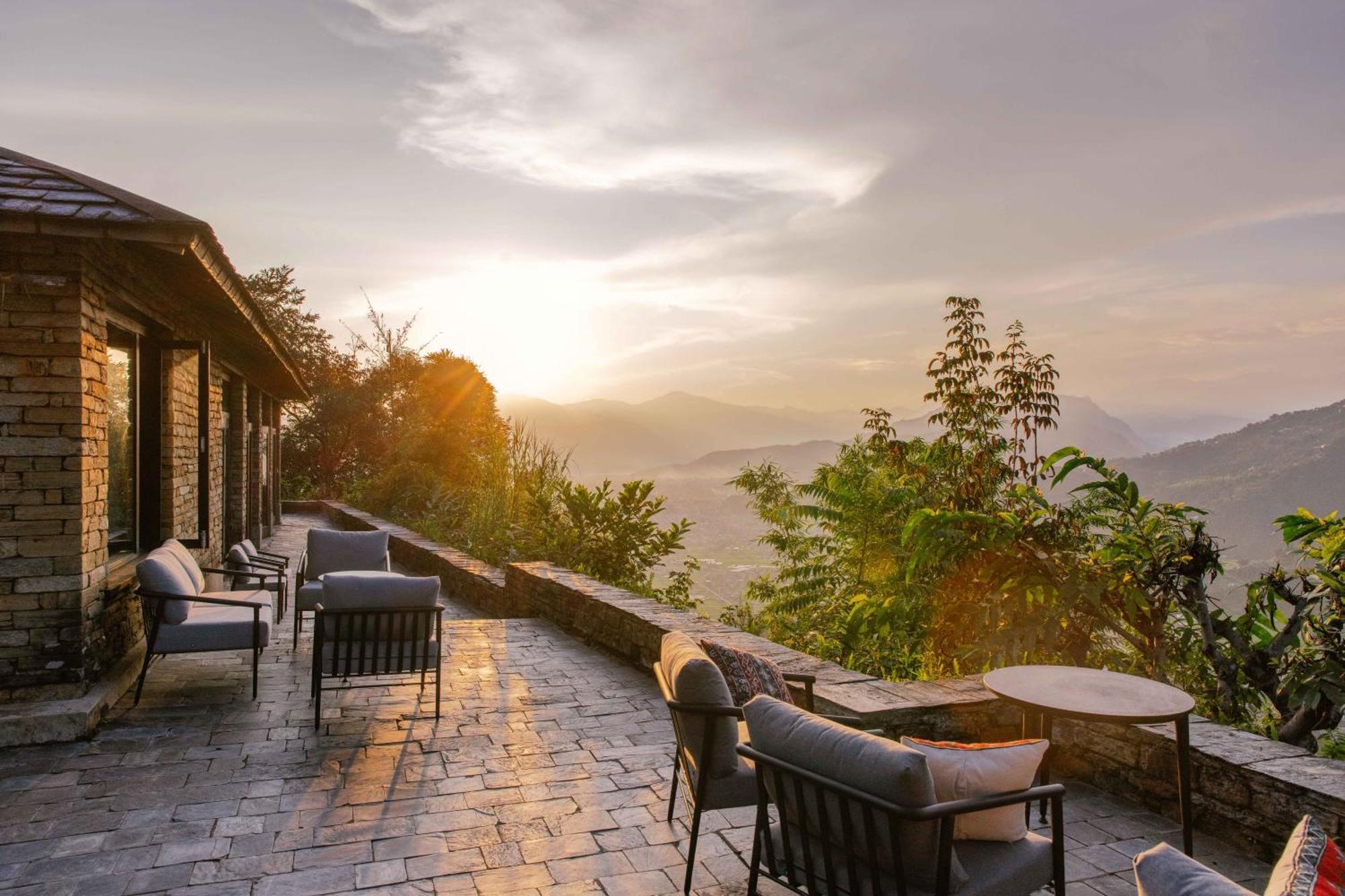 Tiger Mountain Pokhara Lodge Екстер'єр фото