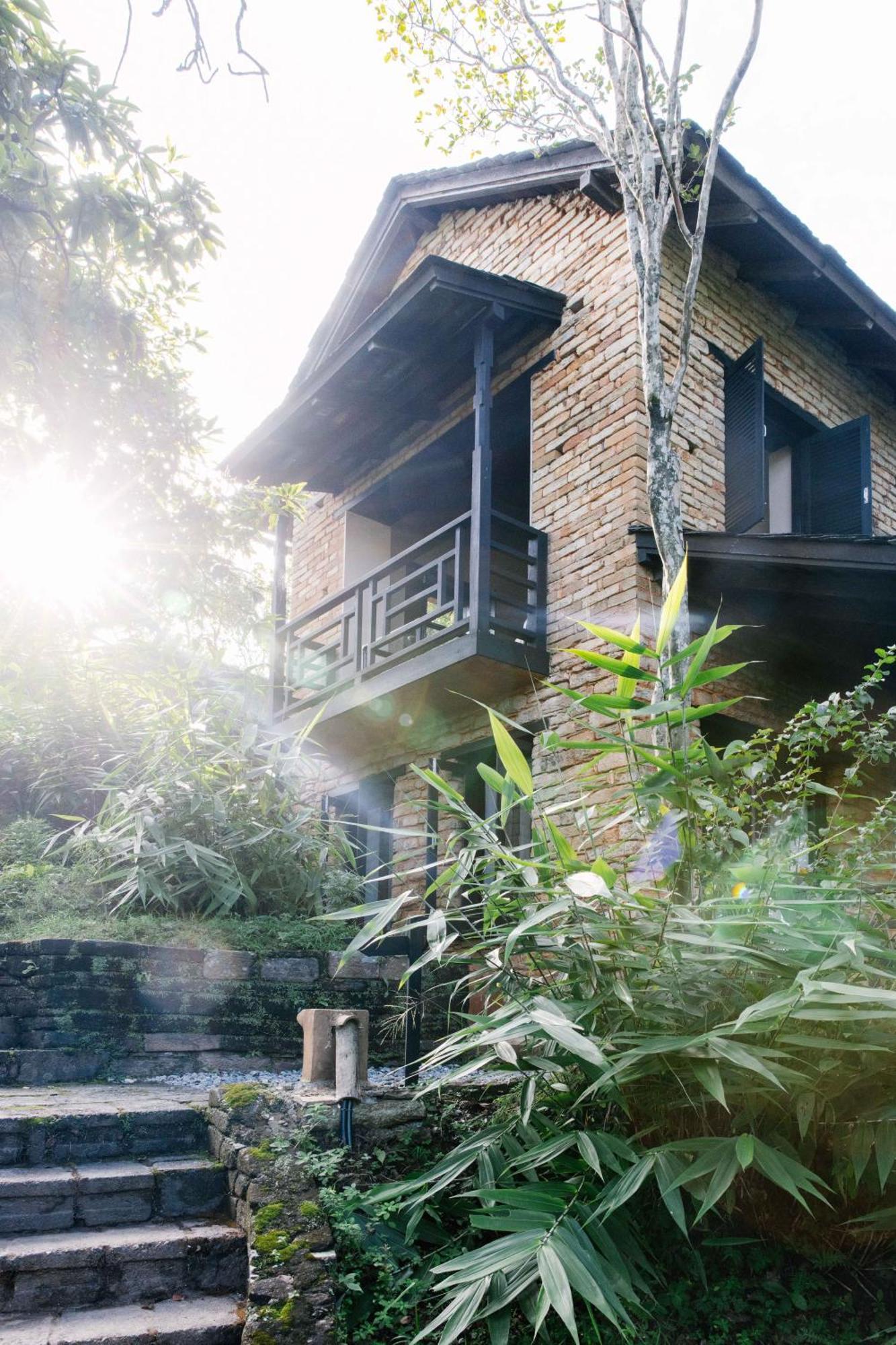 Tiger Mountain Pokhara Lodge Екстер'єр фото