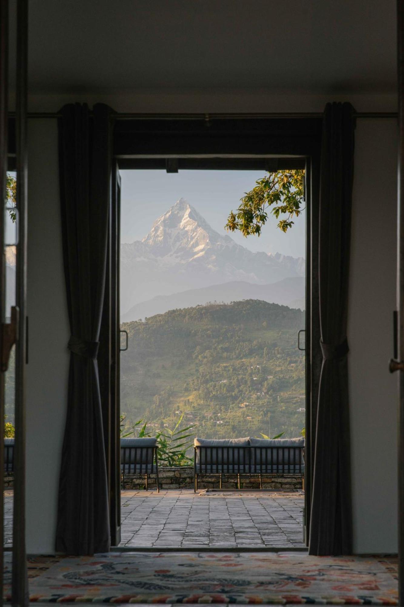 Tiger Mountain Pokhara Lodge Екстер'єр фото